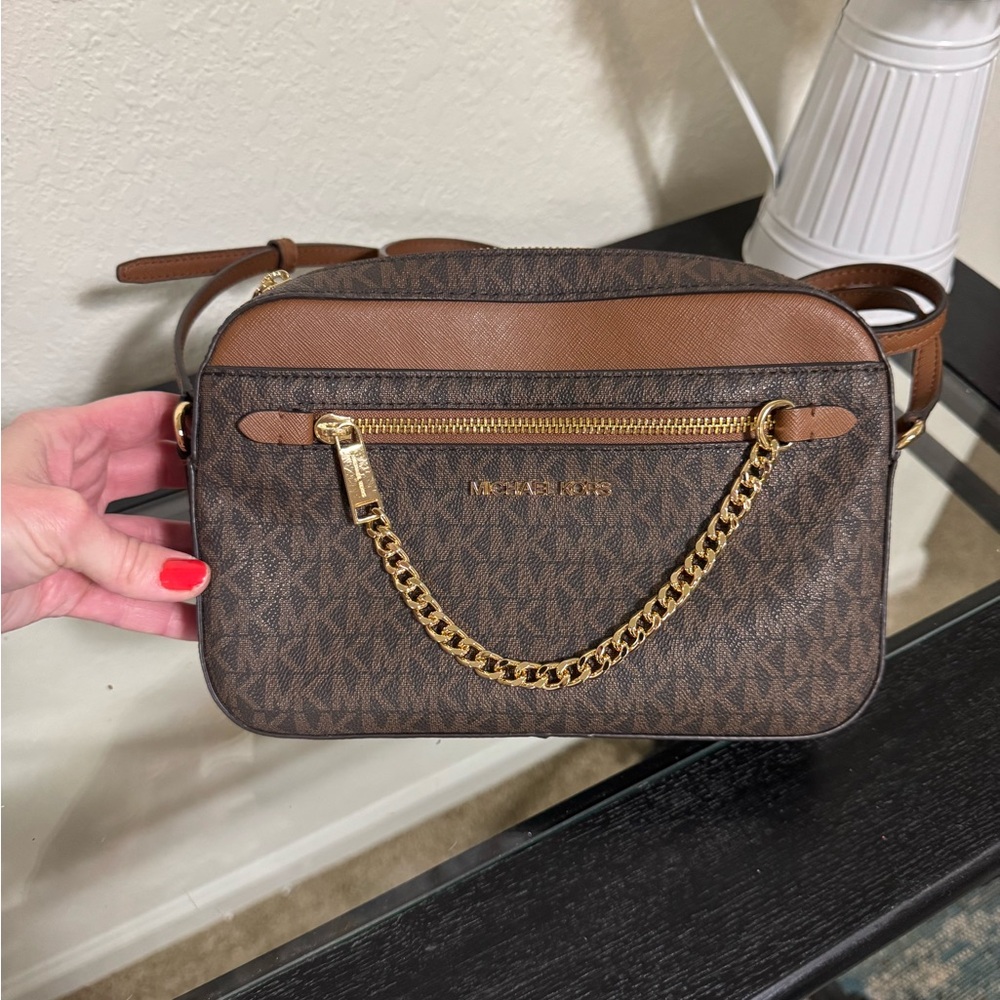 Michael Kors Jet Set Large Logo Crossbody Bag